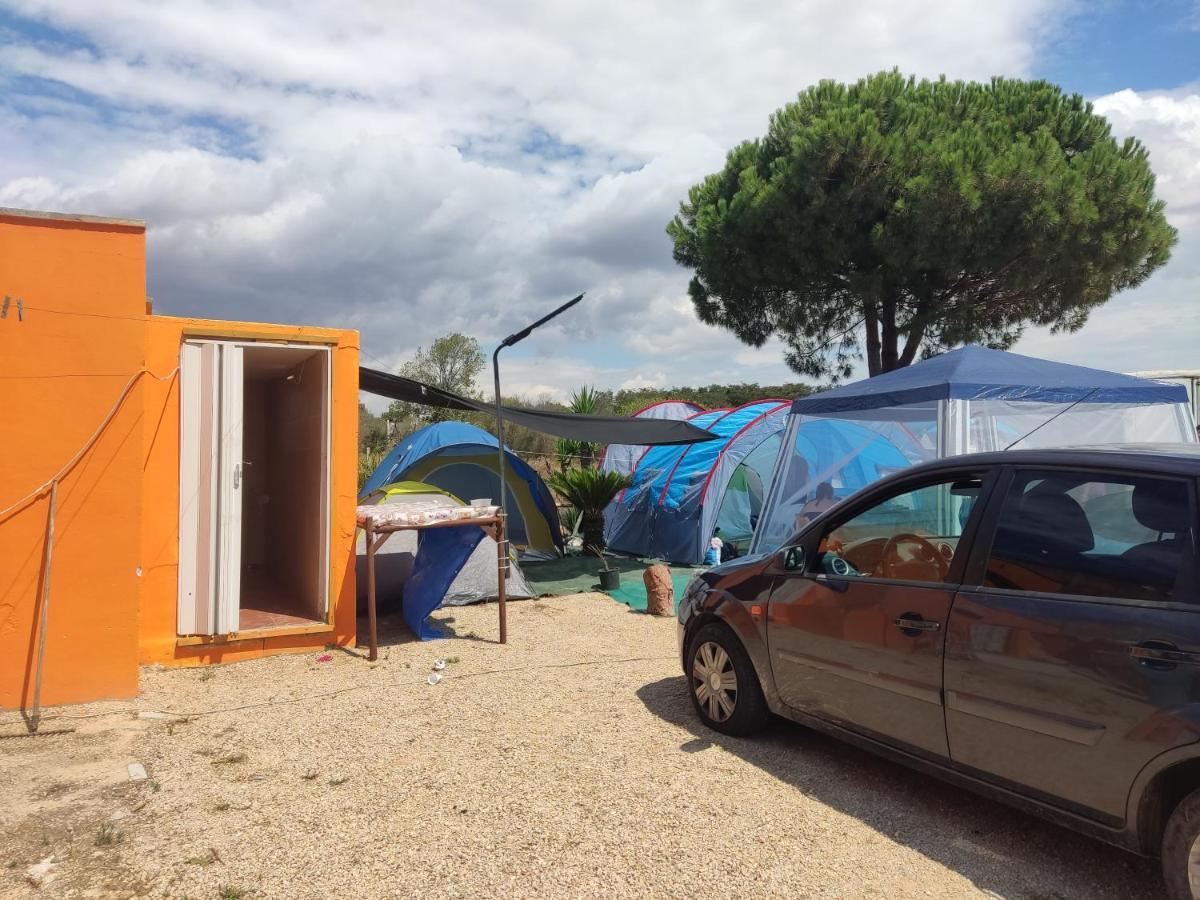Aree Tende Presso La Casa In Campagna Di Ottavia Alezio Exterior foto